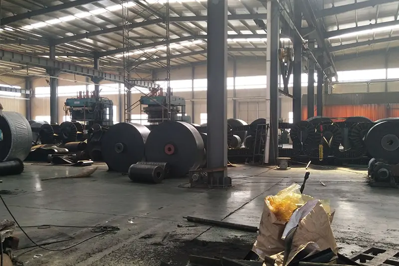 रबर कन्वेयर बेल्ट को उत्पादन प्रक्रिया